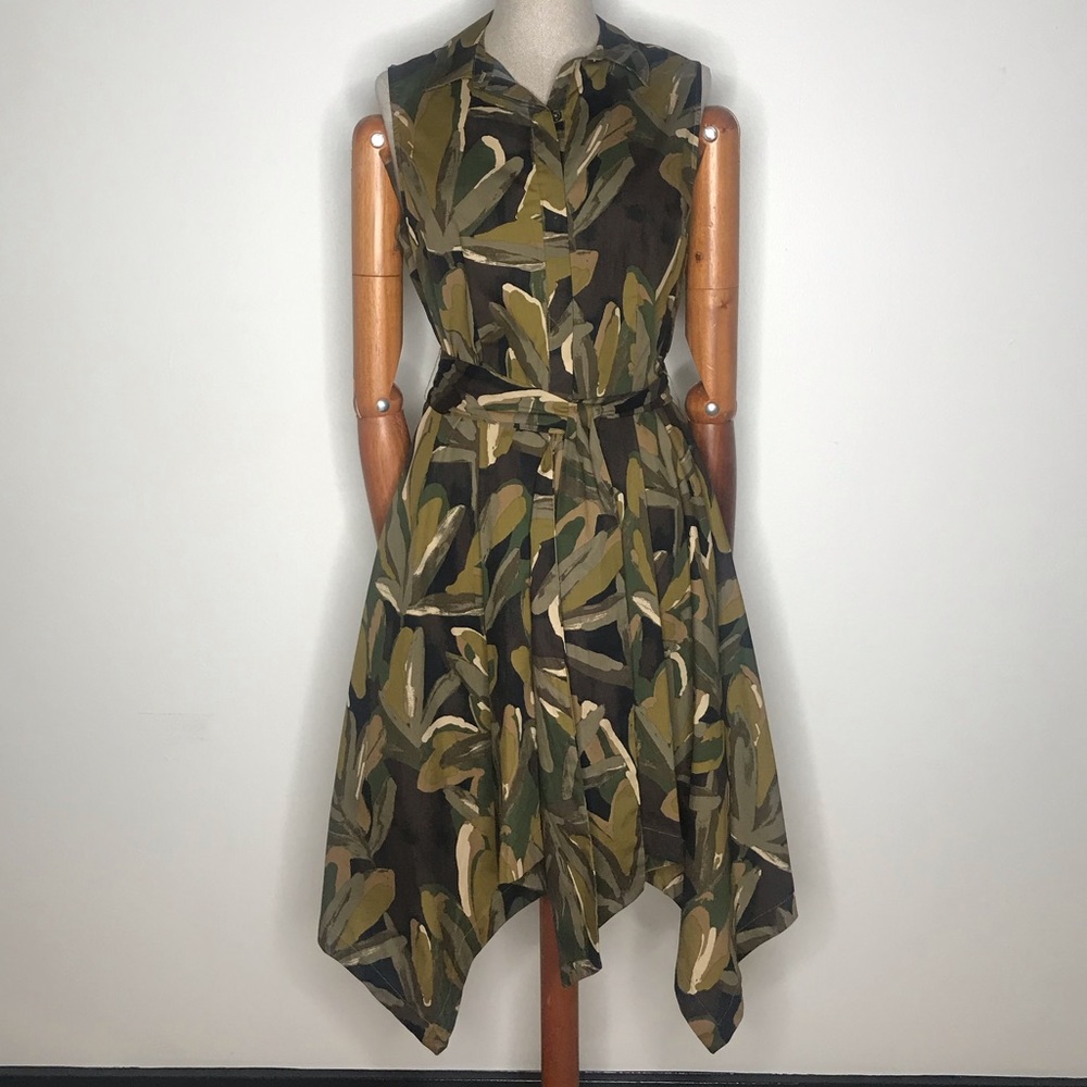 Who What Wear collared, sleeveless dress. Size S